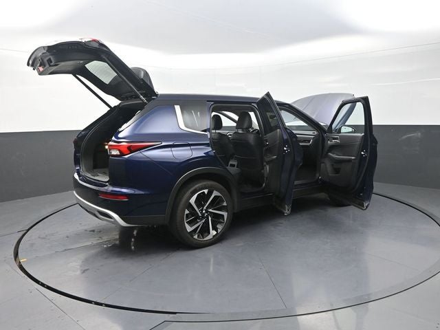 2024 Mitsubishi Outlander Base