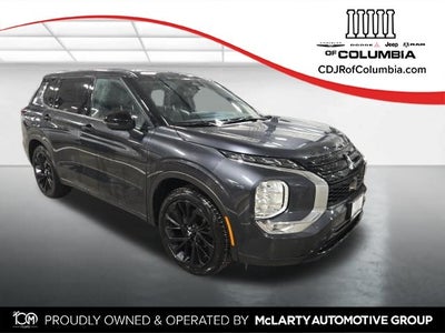 2024 Mitsubishi Outlander Base