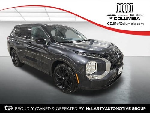 2024 Mitsubishi Outlander Base