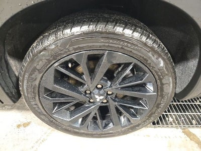 2024 Mitsubishi Outlander Base