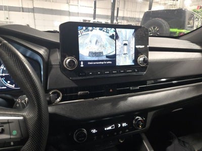 2024 Mitsubishi Outlander Base