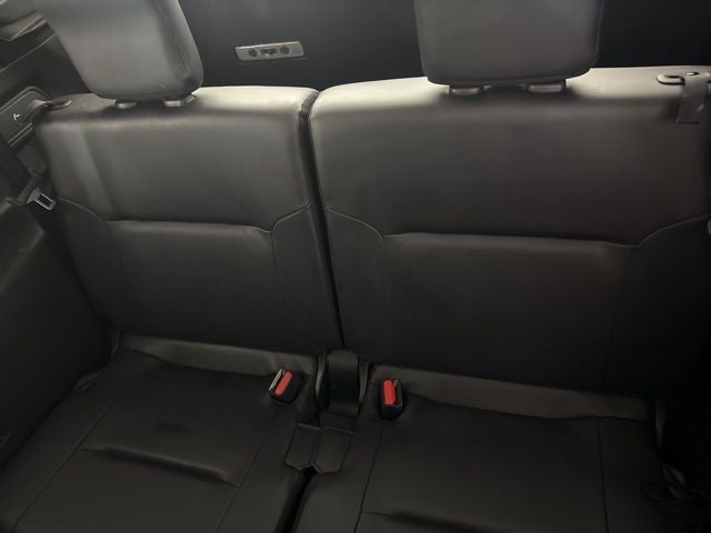 2023 Mitsubishi Outlander Base