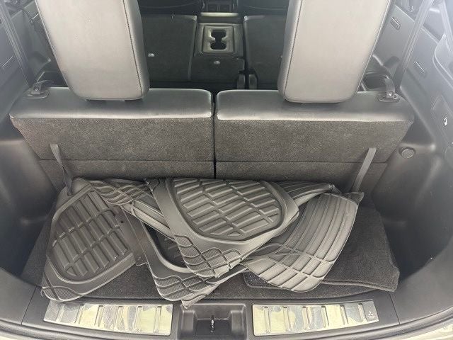 2023 Mitsubishi Outlander Base