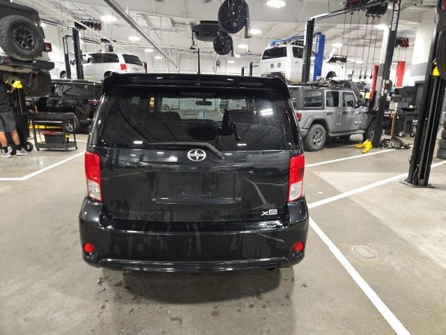 2014 Scion xB Base