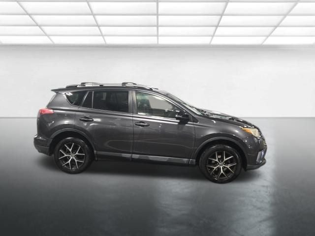 2016 Toyota RAV4 SE