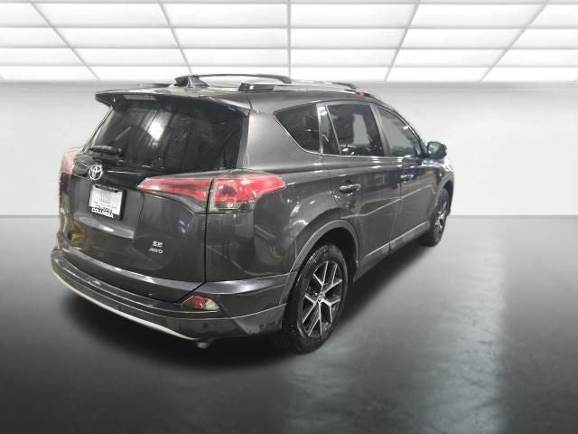 2016 Toyota RAV4 SE