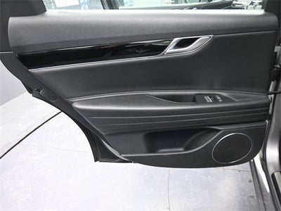 2023 Genesis G80 2.5T