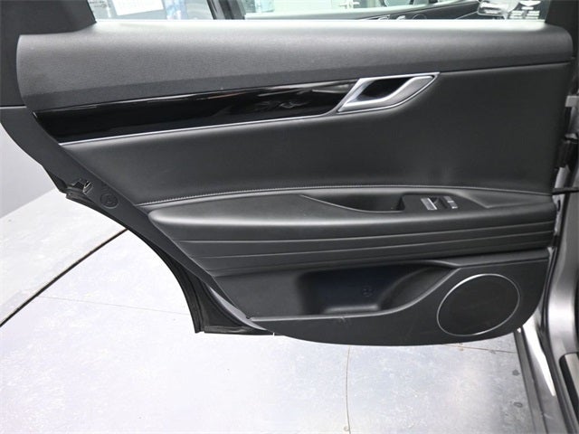 2023 Genesis G80 2.5T