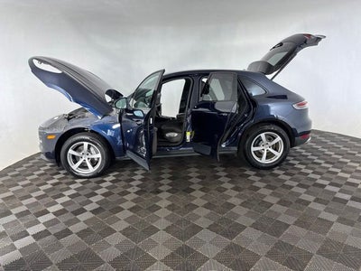 2020 Porsche Macan Base