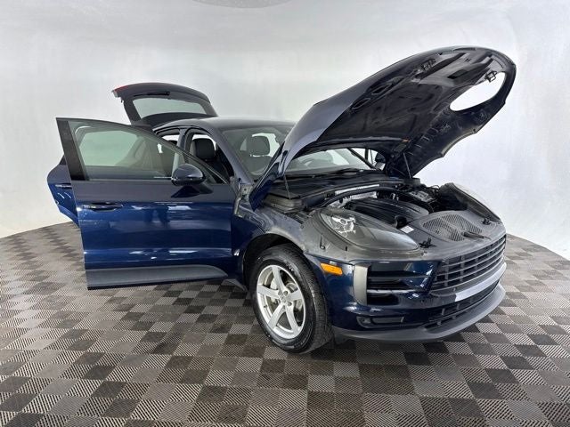 2020 Porsche Macan Base