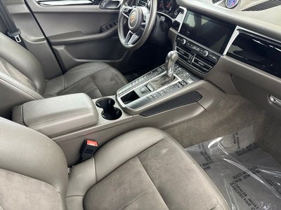 2020 Porsche Macan Base