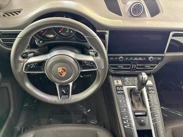 2020 Porsche Macan Base