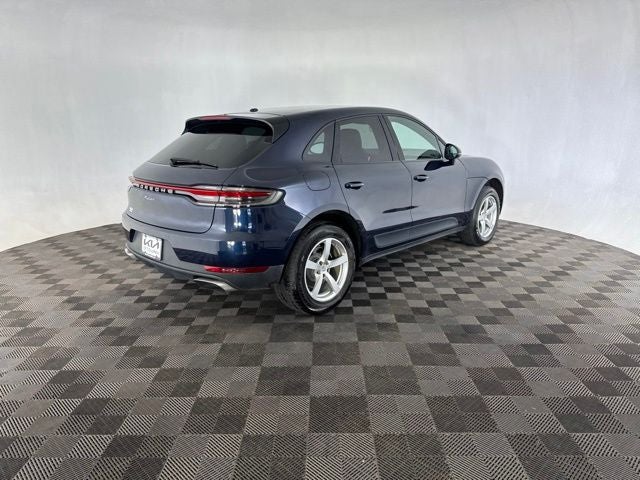 2020 Porsche Macan Base