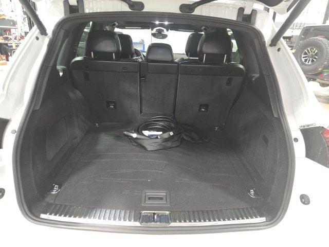 2017 Porsche Cayenne E-Hybrid S