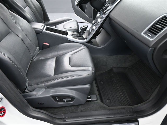 2016 Volvo XC60 T5 Premier