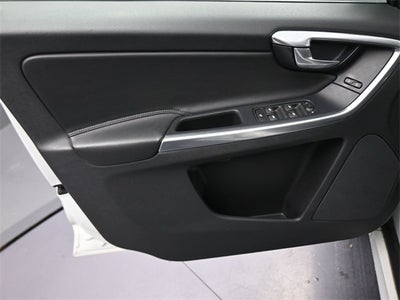 2016 Volvo XC60 T5 Premier