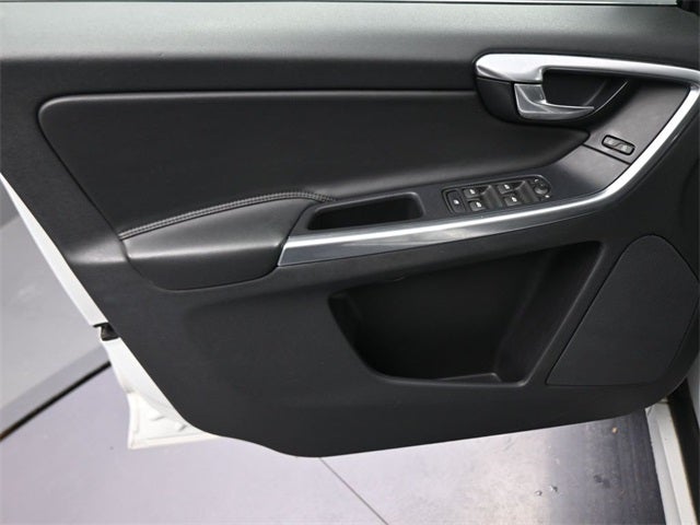 2016 Volvo XC60 T5 Premier