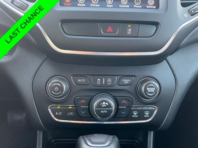 2022 Jeep Cherokee Latitude Lux