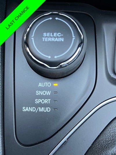 2022 Jeep Cherokee Latitude Lux