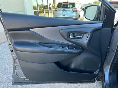 2023 Nissan Murano SL