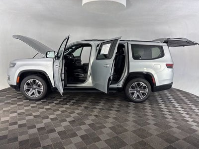 2022 Jeep Wagoneer Series III