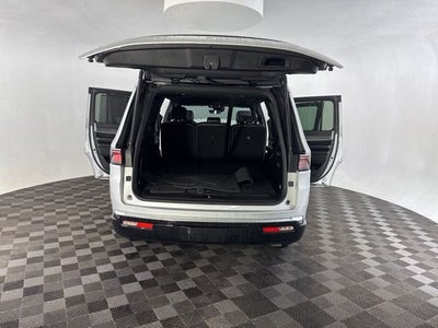 2022 Jeep Wagoneer Series III