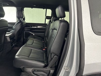 2022 Jeep Wagoneer Series III