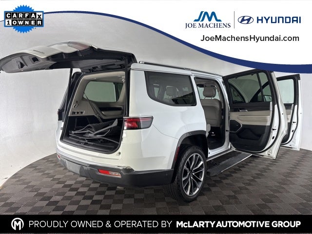 2022 Jeep Wagoneer Series III