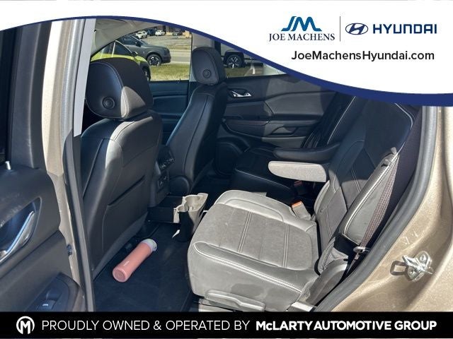 2023 GMC Acadia Denali FWD