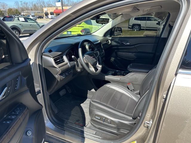 2023 GMC Acadia Denali FWD