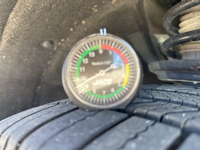 2023 GMC Acadia Denali FWD