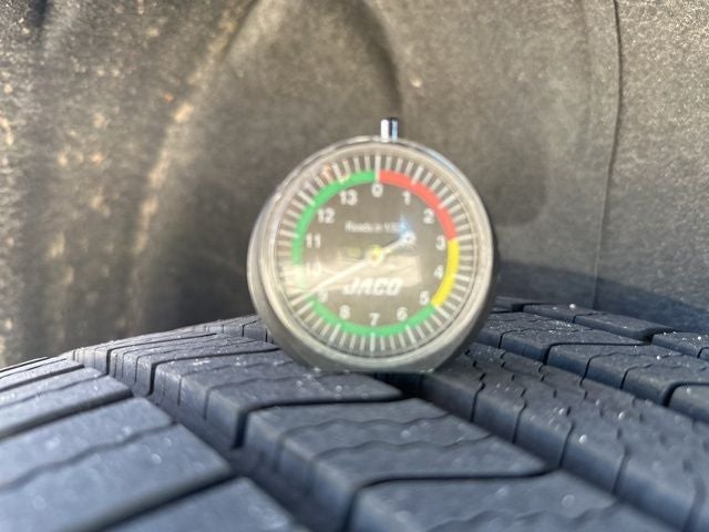 2023 GMC Acadia Denali FWD