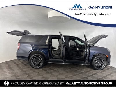 2023 Chevrolet Suburban LT w/ LT Signature Plus Pkg