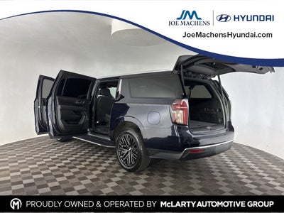 2023 Chevrolet Suburban LT w/ LT Signature Plus Pkg