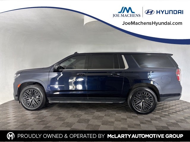 2023 Chevrolet Suburban LT w/ LT Signature Plus Pkg