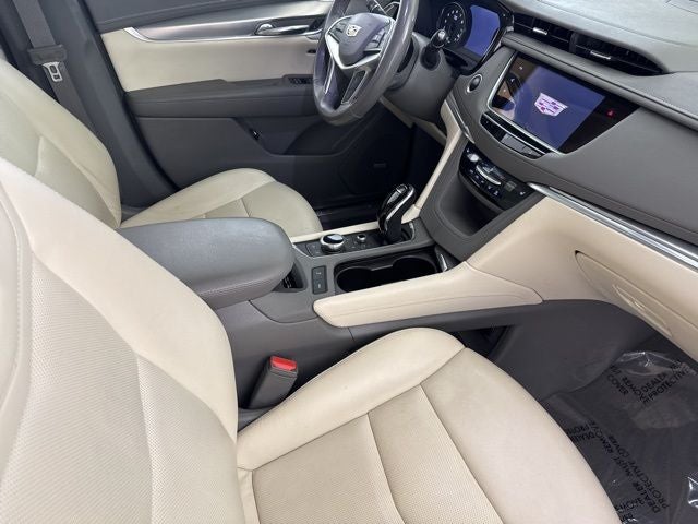 2021 Cadillac XT5 Premium Luxury AWD