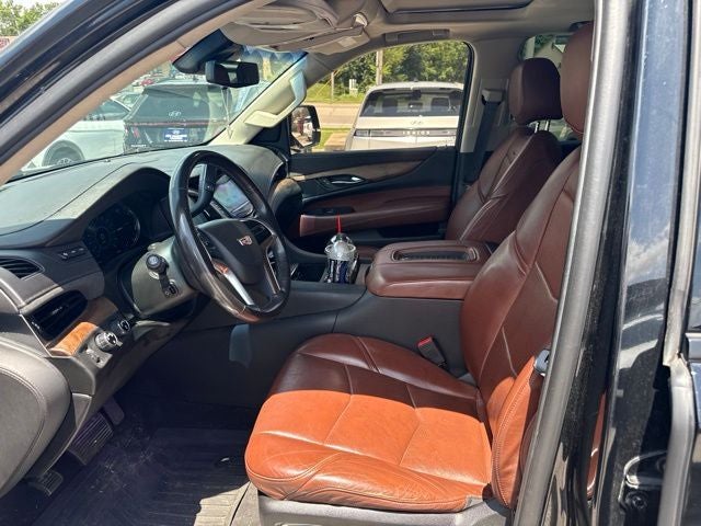 2019 Cadillac Escalade Luxury