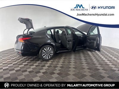 2023 Nissan Altima 2.5 SV FWD