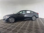 2023 Nissan Altima 2.5 SV FWD