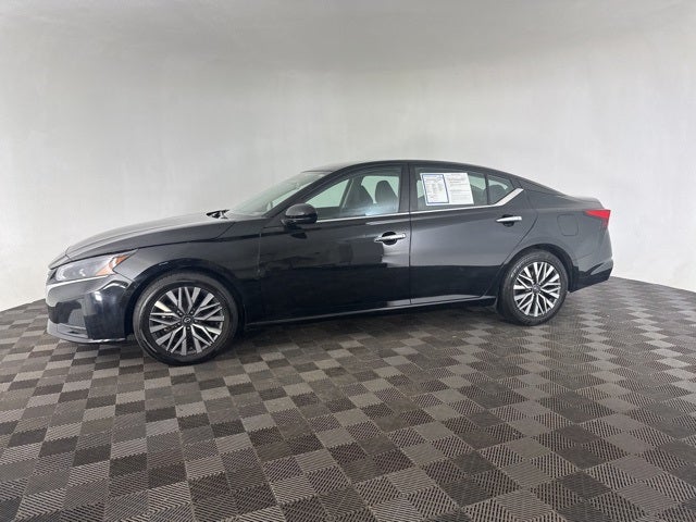 2023 Nissan Altima 2.5 SV FWD