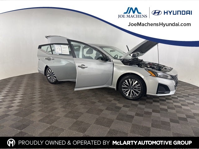 2024 Nissan Altima 2.5 SV AWD