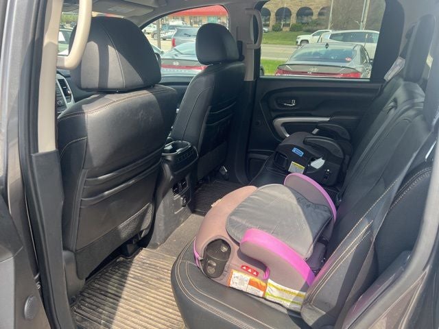 2017 Nissan Titan SL