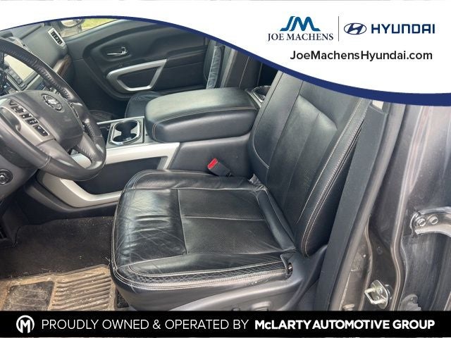 2017 Nissan Titan SL