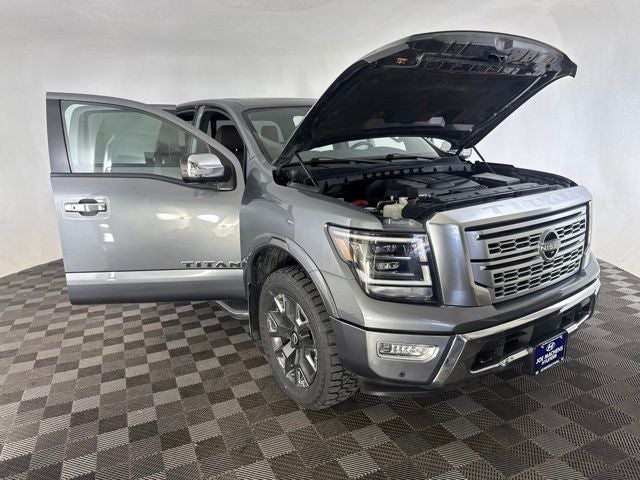 2024 Nissan Titan Platinum Reserve