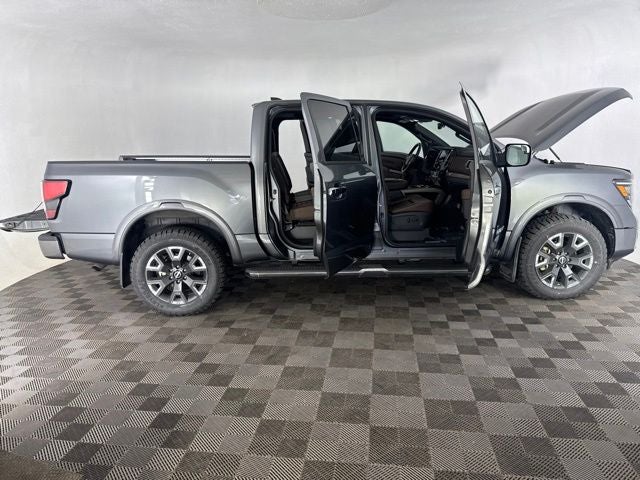2024 Nissan Titan Platinum Reserve