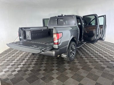 2024 Nissan Titan Platinum Reserve