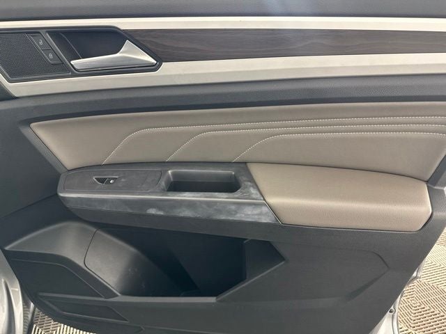2021 Volkswagen Atlas 3.6L V6 SE w/Technology