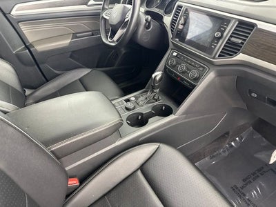 2021 Volkswagen Atlas 3.6L V6 SE w/Technology