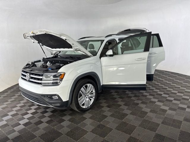 2020 Volkswagen Atlas 2.0T SE w/Technology w/Technology