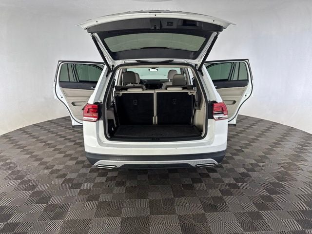 2020 Volkswagen Atlas 2.0T SE w/Technology w/Technology